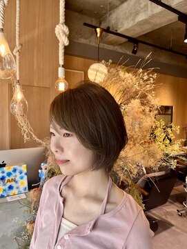 シアン 綱島店(CYAN) カーキカラーで軽やかボブを手に入れよ！