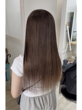 エメ(aimer) グレージュカラー/ブリーチカラー/弘前市