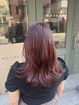 マーシュ(marshu) レイヤーカット × ボルドーカラー