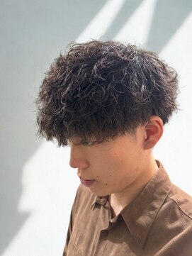 無造作パーマ×マッシュでこなれ質感◎