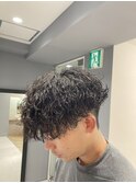 強めの波巻きパーマ
