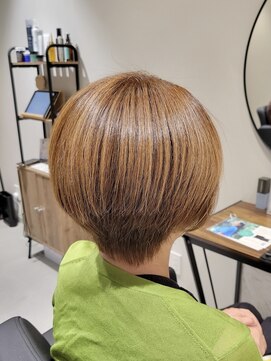 コル 市川(cor) 白髪ぼかし×ヴェールナチュラル×クールショート