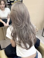 リエル 札幌大通(Lielle)&nbsp;レイヤーカット/ダブルカラー/ハイトーン