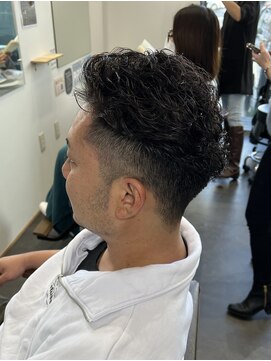 エルパライソ リフォ(Elparaiso Reff) スパイラルパーマ