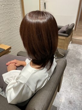 カダン(Kadan) 【艶髪】ミディアムレイヤースタイル/20代30代40代