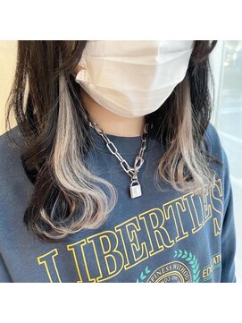 レヴェリー(REVERIE) #プルエクステ#インナーエクステ#イヤリングカラー