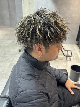 アンディ 御堂筋なんば店(ANDY) 波巻きスパイラルパーマツーブロックマッシュショートハイライト