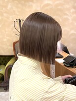 似合わせカット似合わせカラー ストレート ぱっつん前髪ありボブ