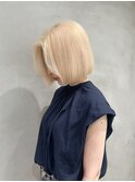 ボブミルクティーベージュブリーチダブルカラー堀江