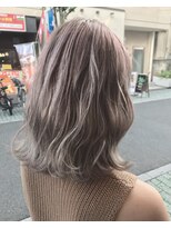 ベンジャミン(Benjamin)&nbsp;ミルクティーカラー