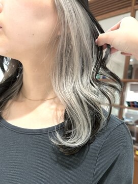 ウツギ(UTSUGI) グレー×ホワイトグレージュ