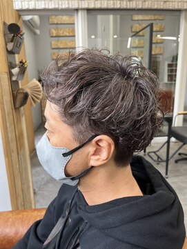 クロムス(clomus) ゆるめパーマ グレージュ