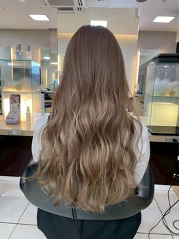 アールイー(Re)の写真/【2025年8月新オープン】ゆったり過ごせる空間♪フルフラットのシャンプー台で極上の時間を。東海大学前