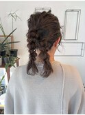 [お任せアレンジ]　ぽこぽこツインポニー