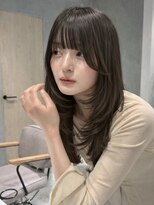 ナナローネス(nana loness)&nbsp;横顔まで綺麗なレイヤーカット