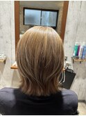 ミルクティーベージュ