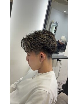 イーラ アメ村店(era) フェザーパーマ