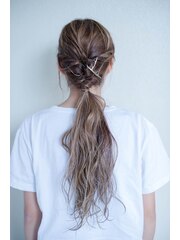 【kiito海老名】ツイスト×ポニーテール/ヘアアレンジスタイル