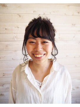 フラット(flat) ≪大人女子アレンジスタイル≫