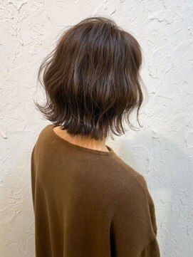 フロール(Flor) 【flor 戸塚】*ウォーターホールボブ+モノトーンアッシュ