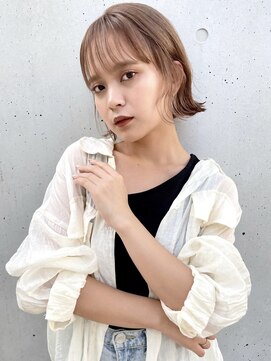 トルネード(TORNADO) 外国人風切りっぱなしボブ 外ハネパーマ ベージュカラー