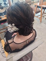 ビスポーク(BESPOKE)&nbsp;20代30代40代◎結婚式アッシュカラーこなれ大人まとめ髪シニヨン