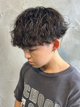 ニアウ 高崎店(Niau) 波巻きスパイラルパーマメンズパーマメンズマッシュ高崎群馬眉毛