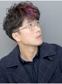 メガネが似合うゆるふわ無造作束感マッシュパーマ