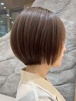 青山白髪ぼかしウルフショートカットベージュアッシュ40代50代