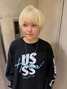 【maria】white blonde/ハイレイヤーウルフ/デザインカット