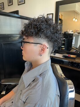 ディア ダンディ(DEAR DANDY) 大人気！　ツイスパ×テーパーフェード