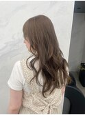 ミルクティーベージュ