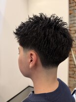 アンド(&)&nbsp;スパイキーショート