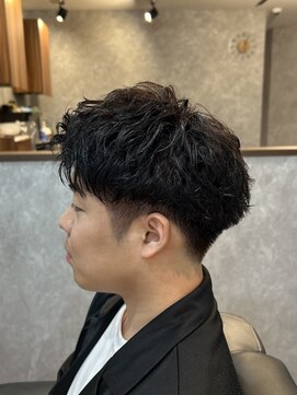 ザ クラン バイ ヘッドライト 仙台長町店(THE CLAN by HEADLIGHT) 【爽やか×男らしさ】アップバング×メンズショートパーマ