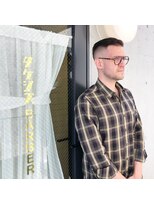 タケシズバーバー(BARBER) サイドパートスキンフェード