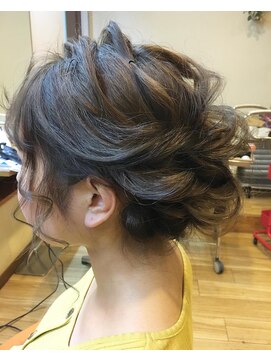 キキ 美容室(KIKI) パーティアップ★