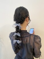 アヴェイル ヒロオ(a'vail Hiroo)&nbsp;綺麗めパーティ編みおろしヘアセット