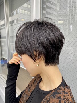 ハルキ ミナト ジャパン オオサカ(HARUKI MINATO japan OSAKA) 40代50代小顔似合わせカットくびレイヤーエモージュ大人可愛い