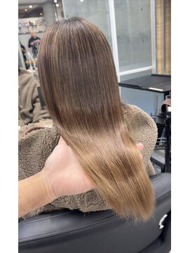 ウェーリング(Welring) プレミアム美髪矯正ストレート　ブリーチ履歴2回