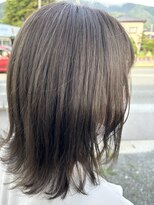 ピックアップ(Pick UP)&nbsp;シルバーグレー　ブリーチ履歴有り　デザインカラー