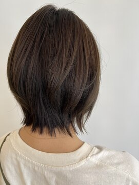 クララ トヨハシ(CLALA Toyohashi) レイヤーカット　くびれヘアー