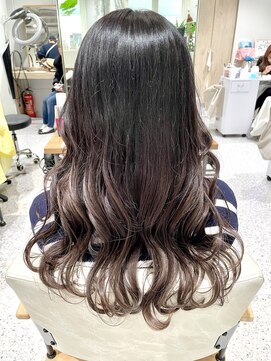 ゼストララ(ZEST Lara) 【YUICHI】グレージュグラデーションカラー【吉祥寺】