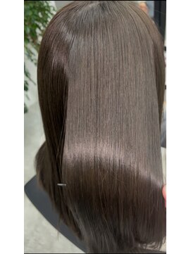 エン 久安(en.) 大人女性に◎落ち着き艶ブラウン