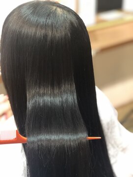 ノーティス(noTice) 大人かわいいレイヤースタイル☆透明感シアーアッシュブラウン