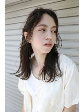 オンヌ(onnu) 暗め透け感ベージュ