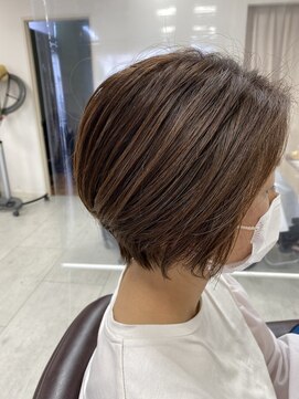 ノア(NOA by KENJE) ハイライトショートボブ