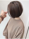 大人かわいいゆとりハンサムショートボブ前下がり長め