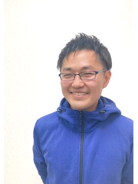 黄ぐまくん美容室 メンズ　ツーブロック　ショート