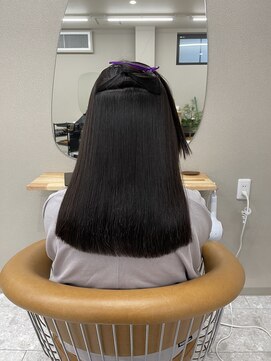 シカ 神戸三宮元町店(Cica) 縮毛矯正 癖毛 三宮 神戸美容室 ストレート 髪質改善 元町