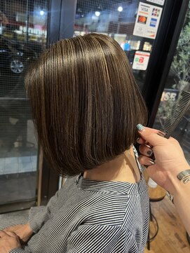 ロイズ ヘアデザイン アンド スパ(LOES) 白髪ぼかしハイライト×グレージュ